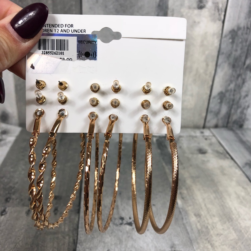 Tilly’s Earring Set Gold 8 Studs Hoops - Picture 2 of 2